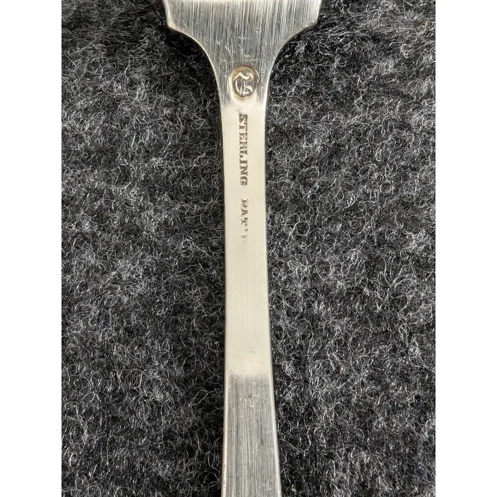 Durgin Gorham Fairfax Sterling Silver Serving Fork 6 Inch 30g Monogram HML 1910